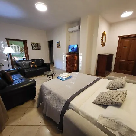 Casa Elios Iglesias